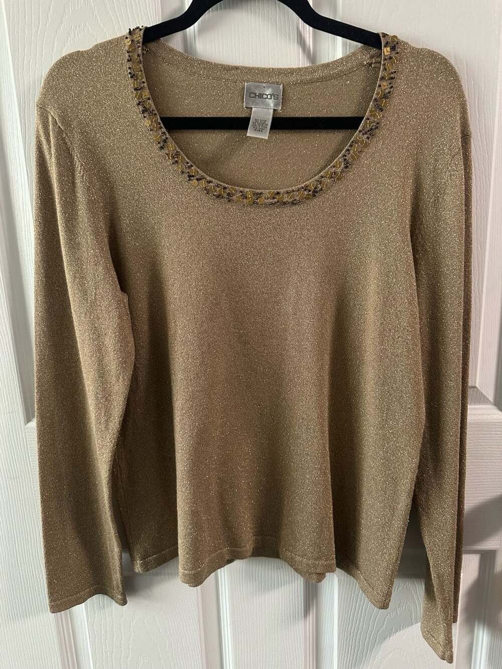 Chico's Knit Top Size 0 XS 4-6 (Runs Larger) Tan & Gold Metallic Beaded Neckline